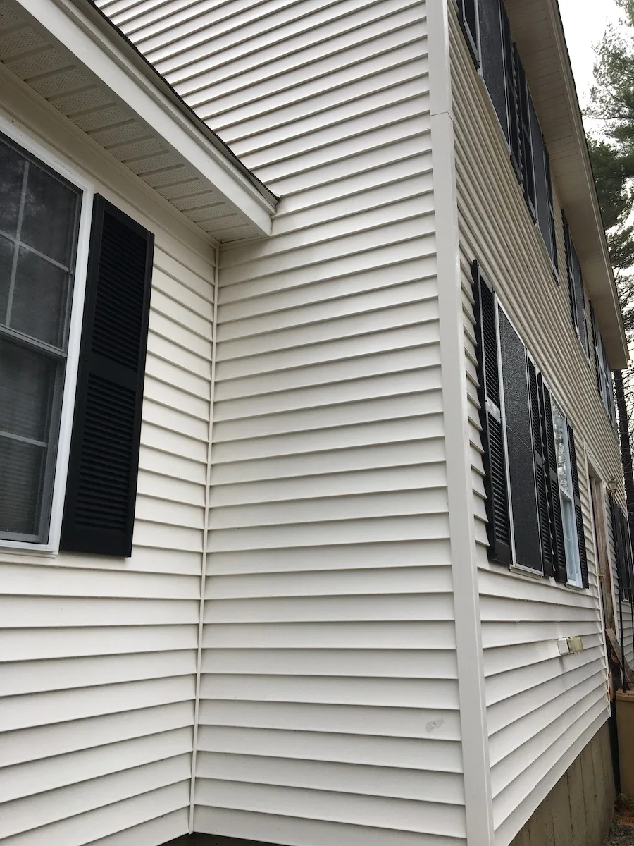After Vinyl Siding Power Washing in Worcester County, MA — Pro Pressure Washing