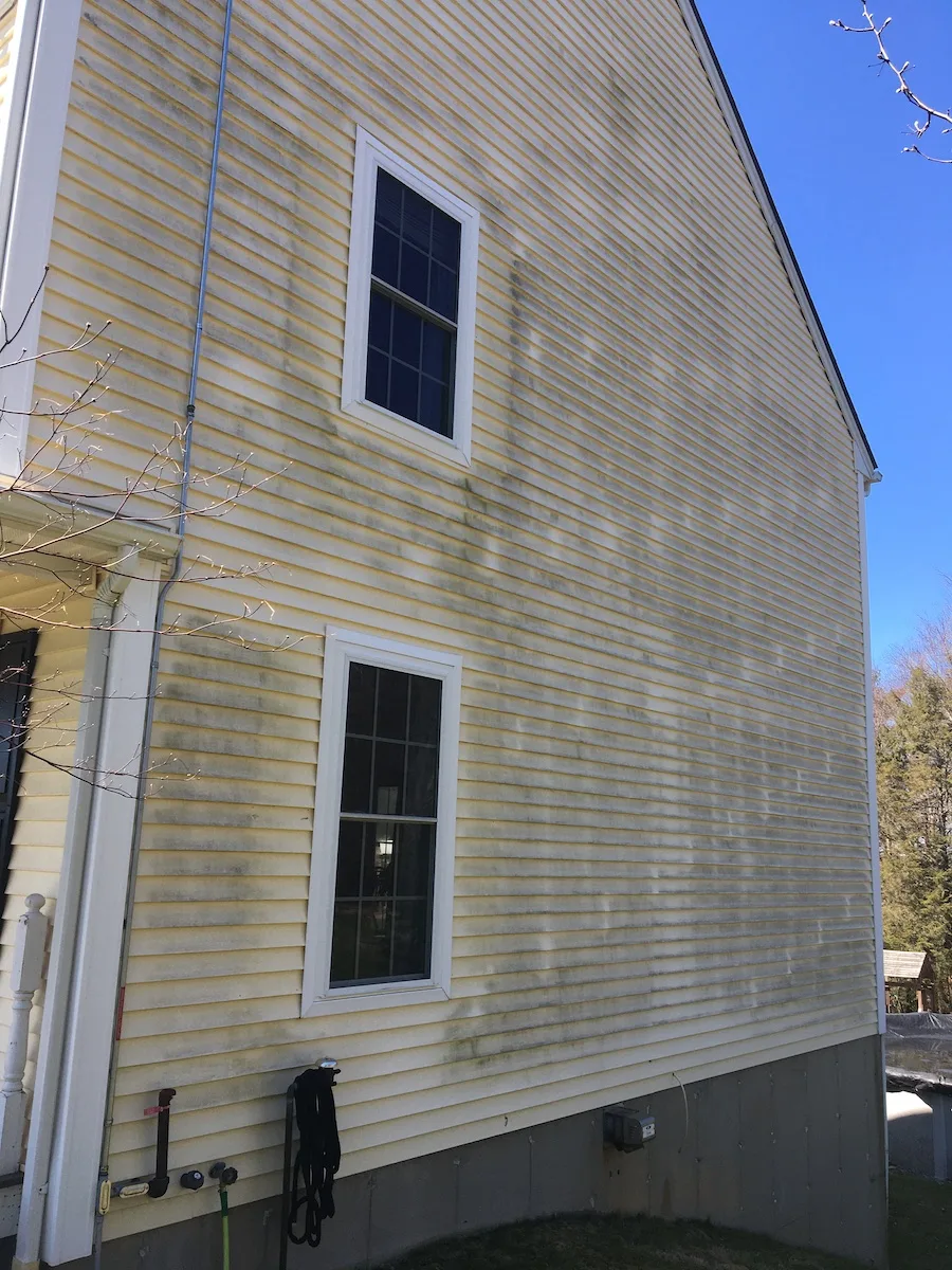 Before Vinyl Siding Power Washing in Worcester County, MA — Pro Pressure Washing